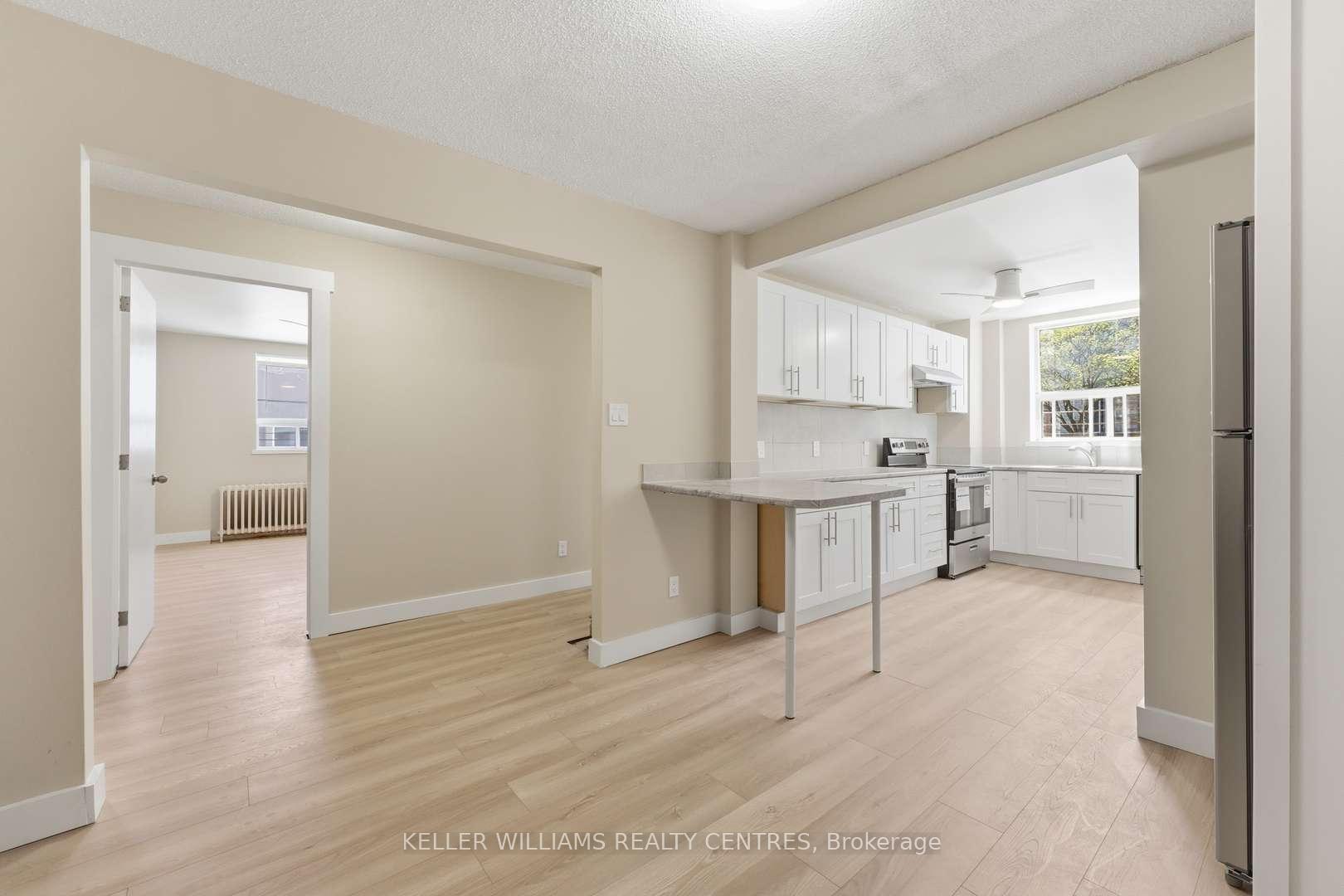 Photo 12 of 42 Mansfield Avenue, Toronto, Trinity-Bellwoods — HOMEH
