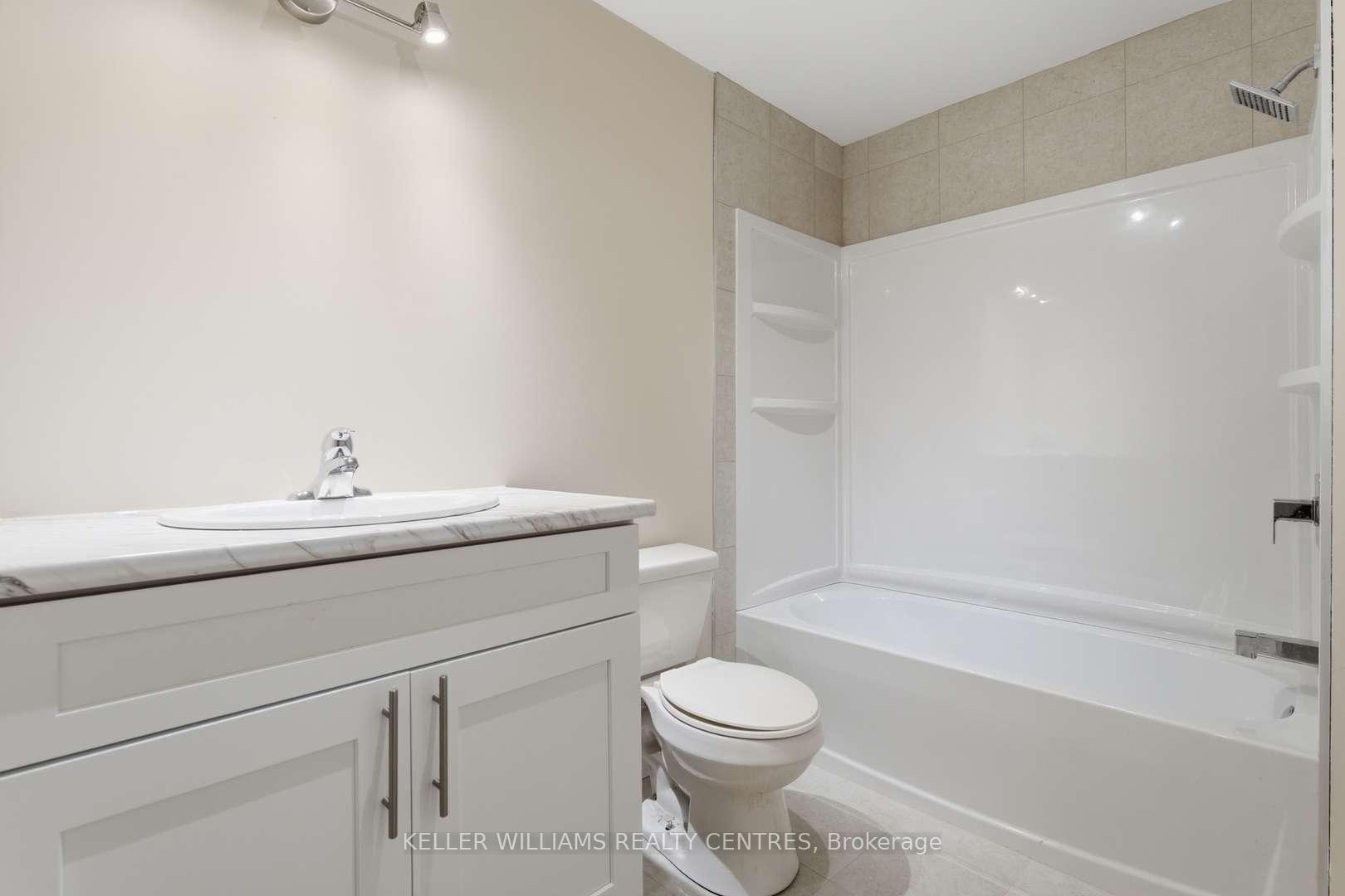 Photo 16 of 42 Mansfield Avenue, Toronto, Trinity-Bellwoods — HOMEH