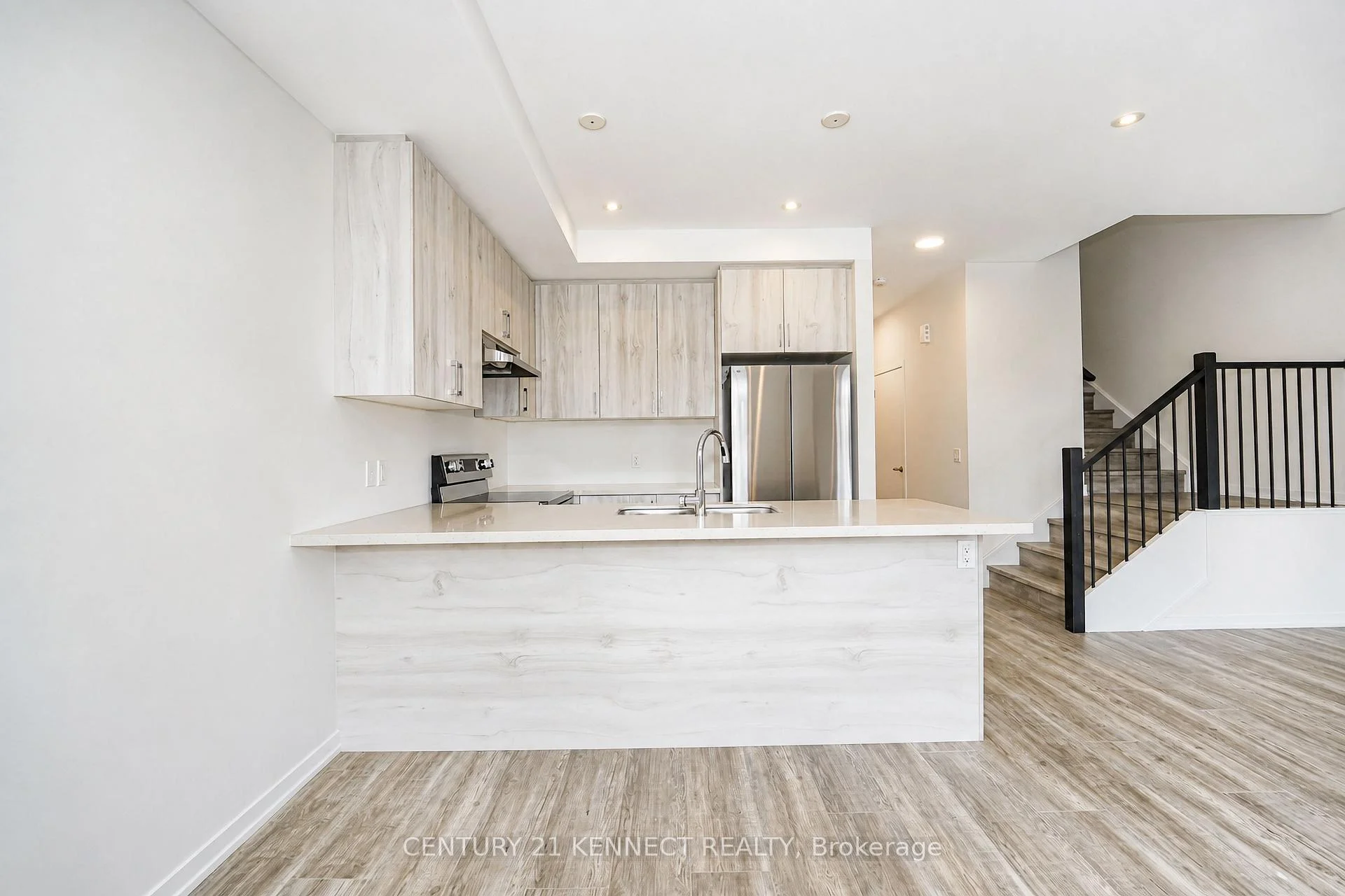 Photo 11 of 1414 19th Avenue, Richmond Hill, Rural Richmond Hill — HOMEH