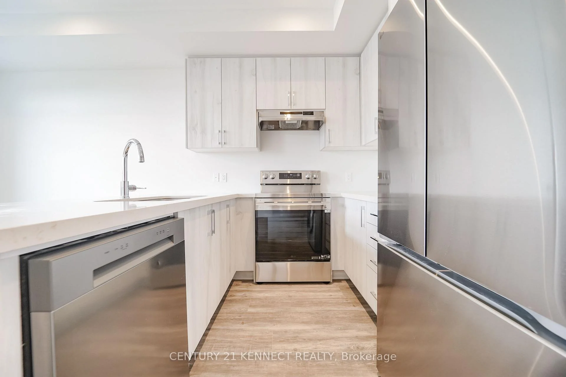 Photo 12 of 1414 19th Avenue, Richmond Hill, Rural Richmond Hill — HOMEH
