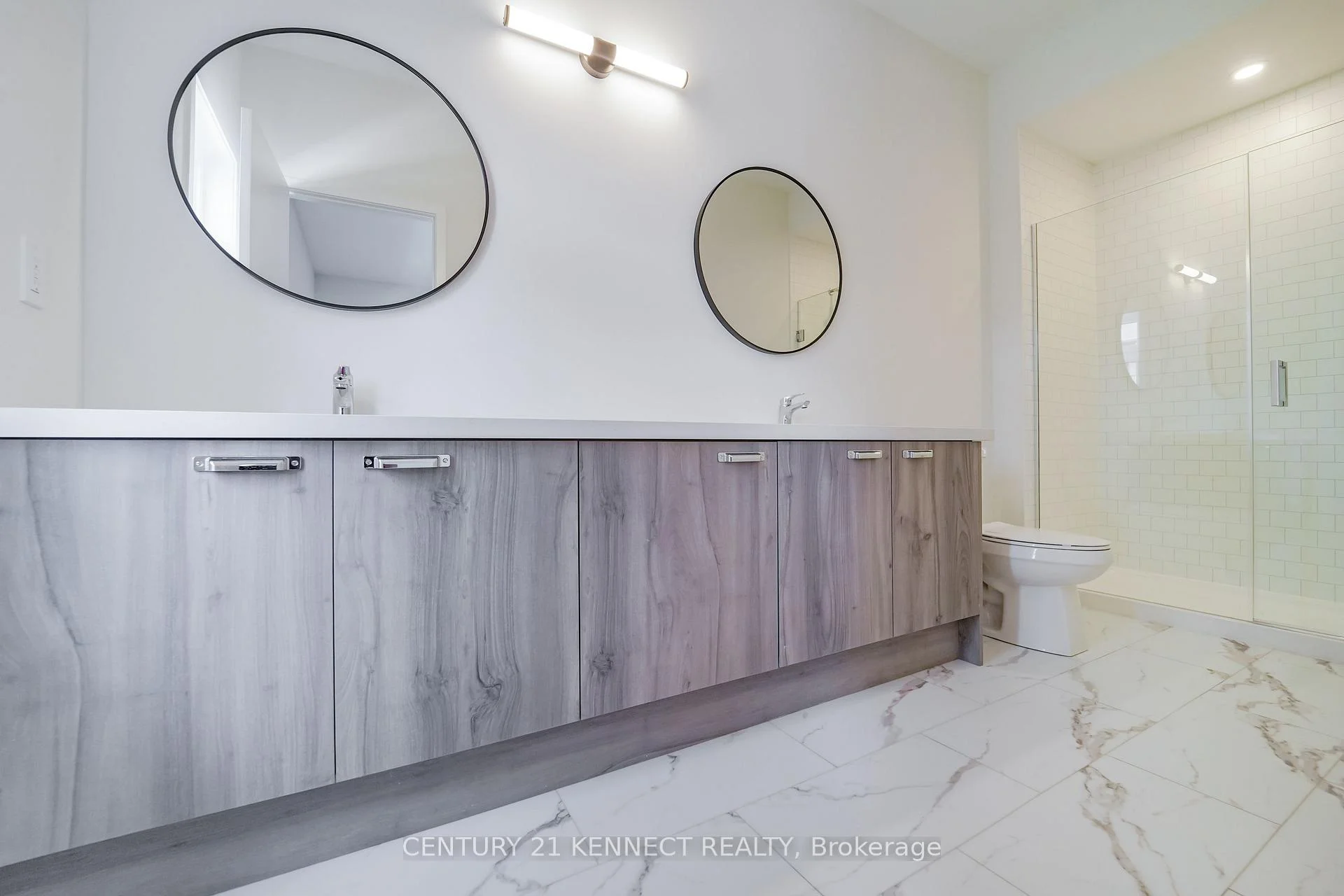 Photo 16 of 1414 19th Avenue, Richmond Hill, Rural Richmond Hill — HOMEH