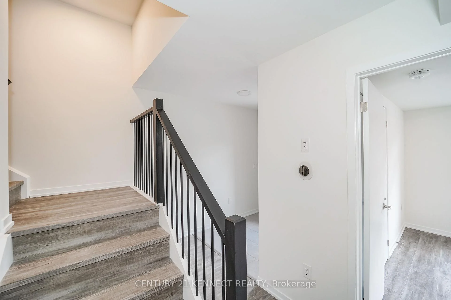 Photo 24 of 1414 19th Avenue, Richmond Hill, Rural Richmond Hill — HOMEH