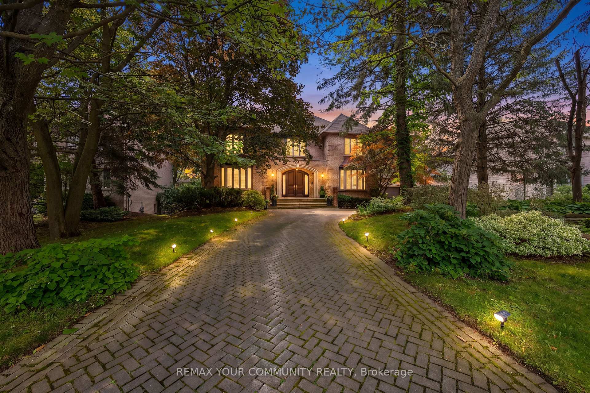 Photo 1 of 75 Arnold Avenue, Vaughan, Crestwood-Springfarm-Yorkhill — HOMEH