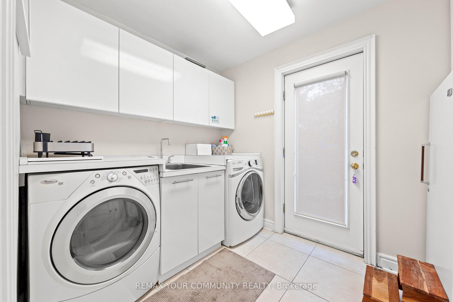 Photo 18 of 75 Arnold Avenue, Vaughan, Crestwood-Springfarm-Yorkhill — HOMEH