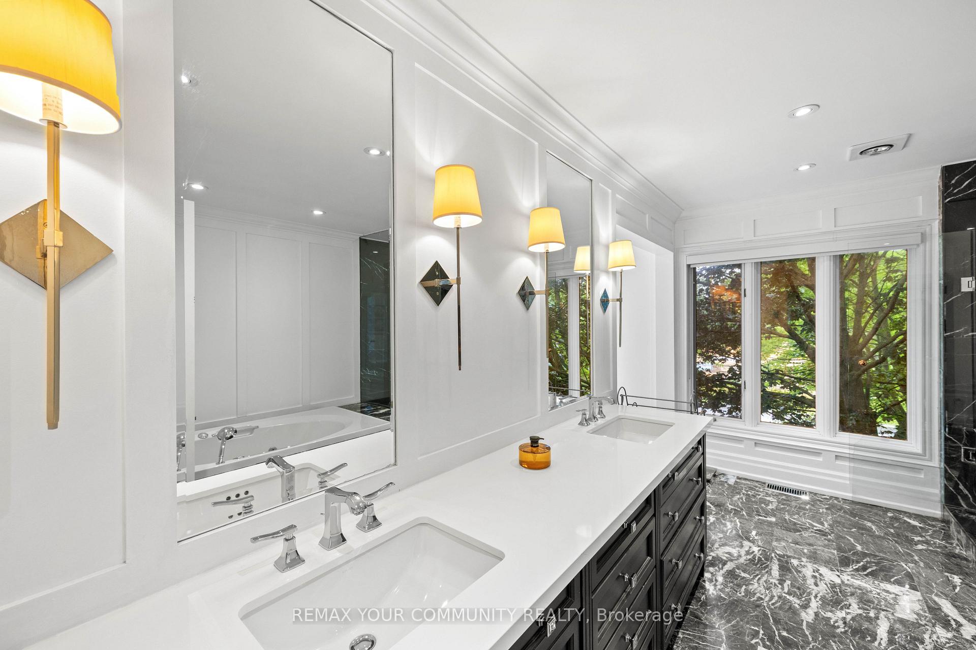 Photo 28 of 75 Arnold Avenue, Vaughan, Crestwood-Springfarm-Yorkhill — HOMEH