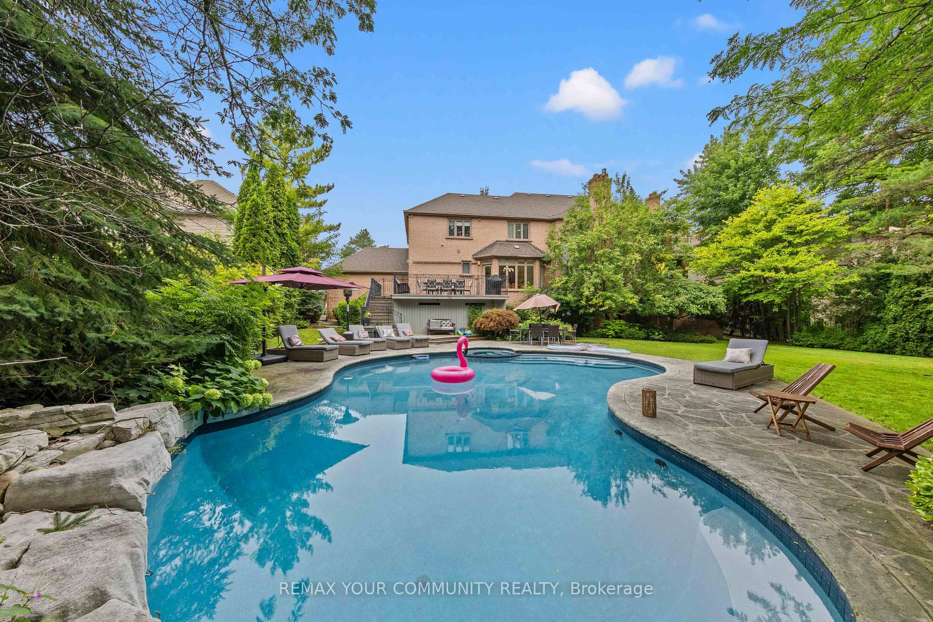 Photo 45 of 75 Arnold Avenue, Vaughan, Crestwood-Springfarm-Yorkhill — HOMEH