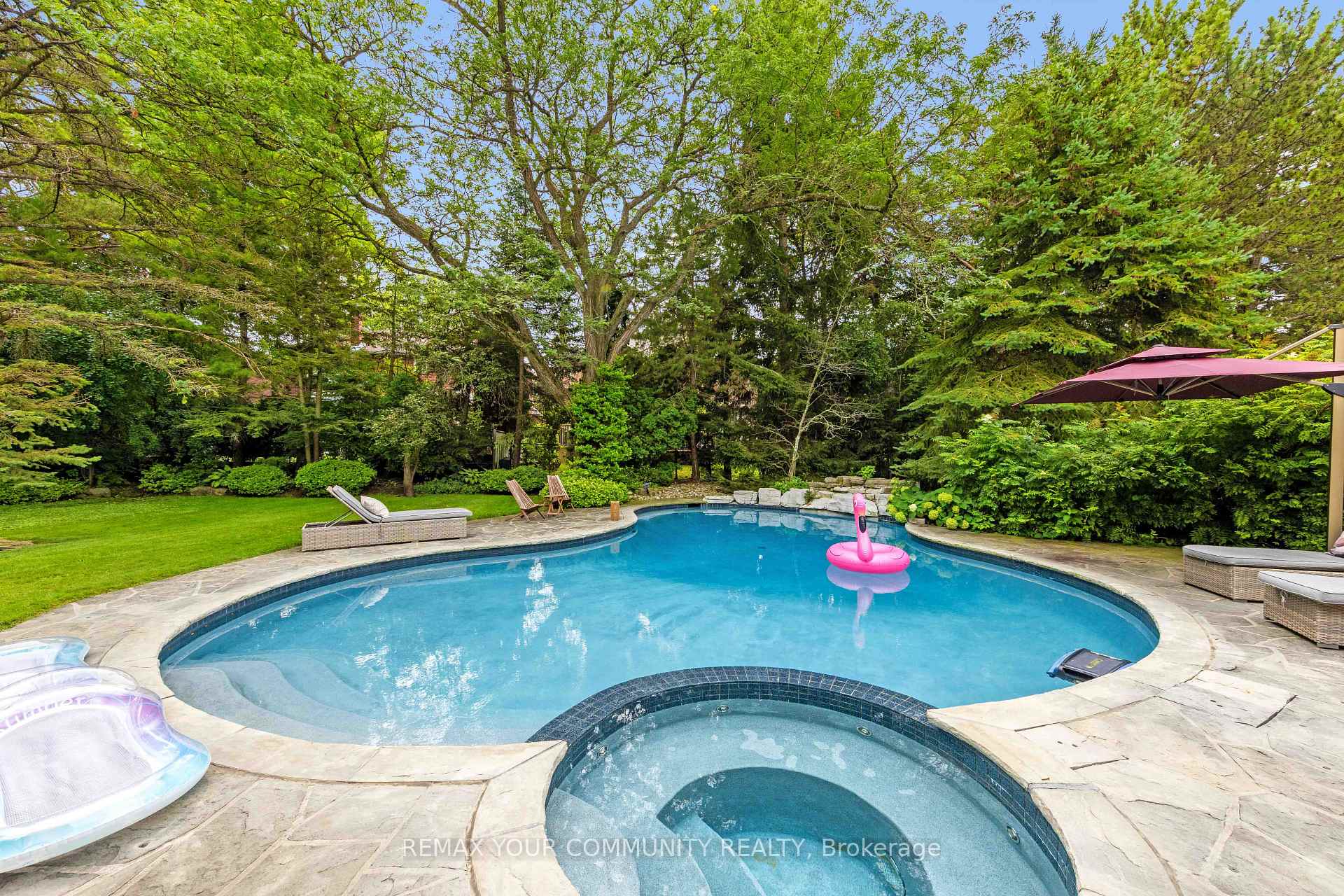 Photo 50 of 75 Arnold Avenue, Vaughan, Crestwood-Springfarm-Yorkhill — HOMEH