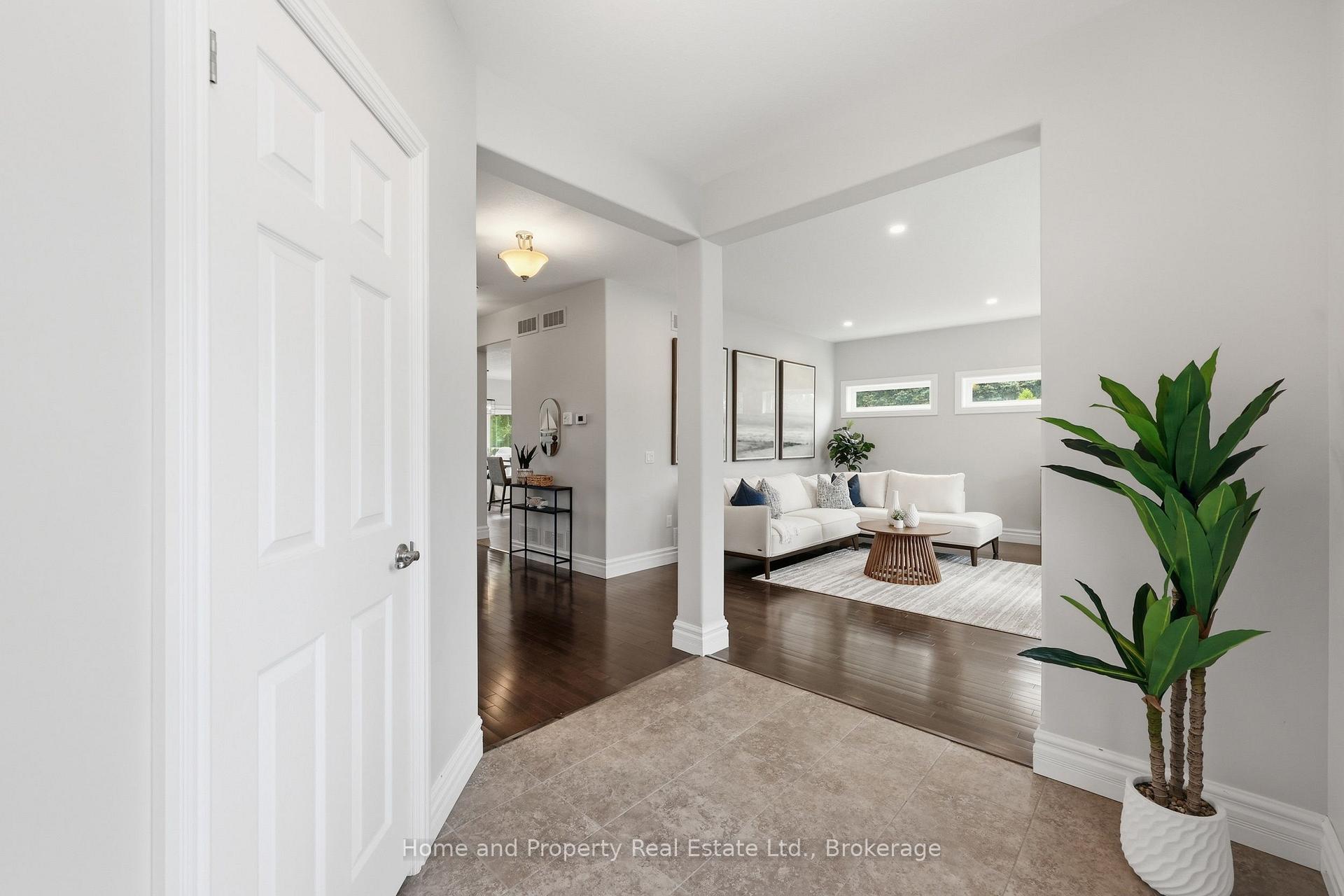 Photo 6 of 793 Beach Boulevard, Hamilton, Hamilton Beach — HOMEH