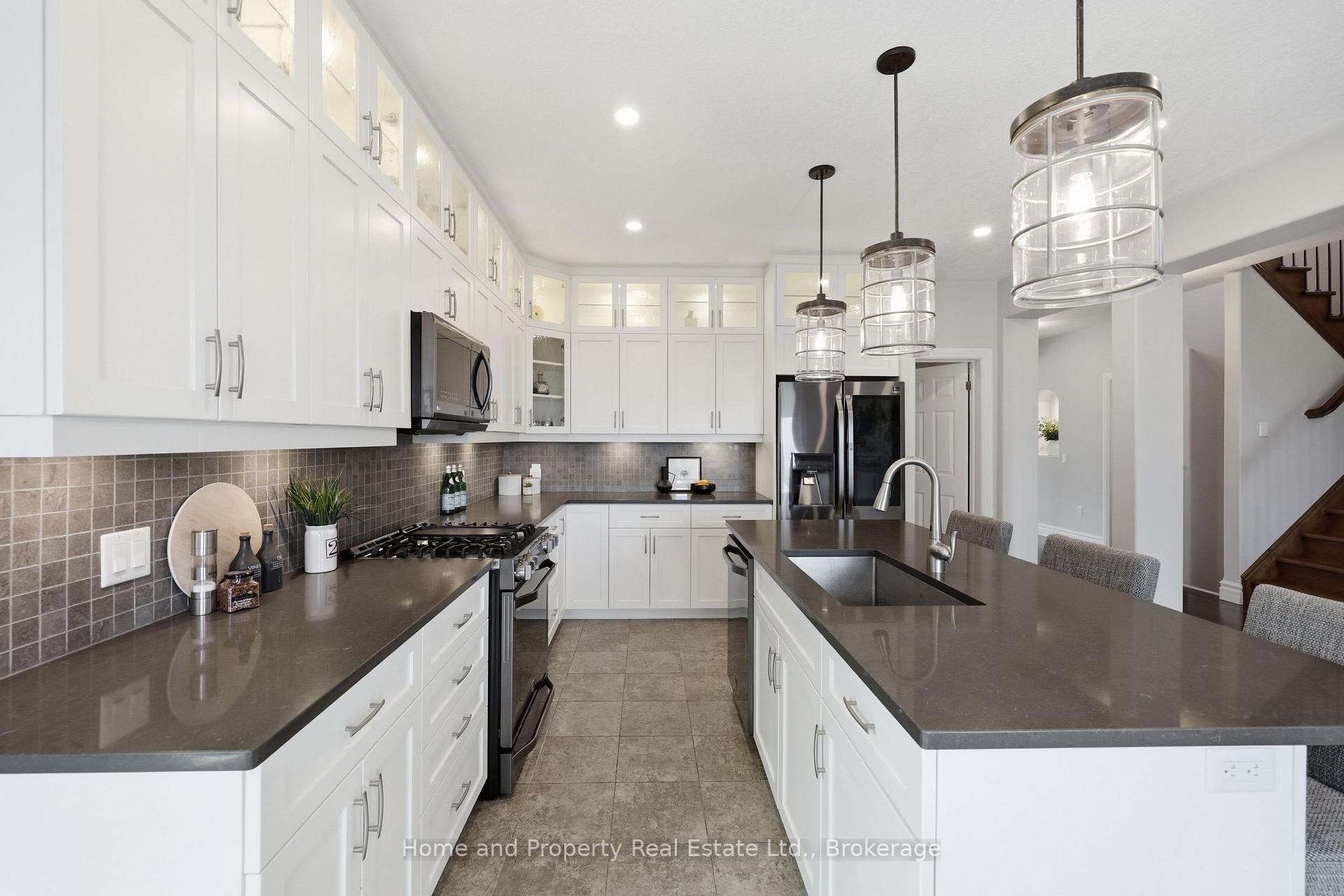Photo 18 of 793 Beach Boulevard, Hamilton, Hamilton Beach — HOMEH
