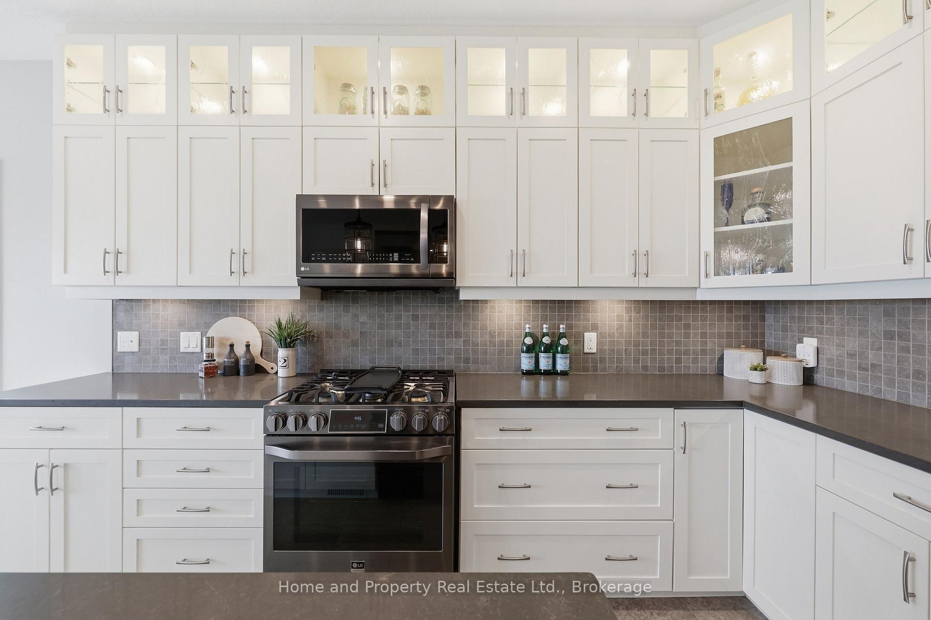 Photo 19 of 793 Beach Boulevard, Hamilton, Hamilton Beach — HOMEH