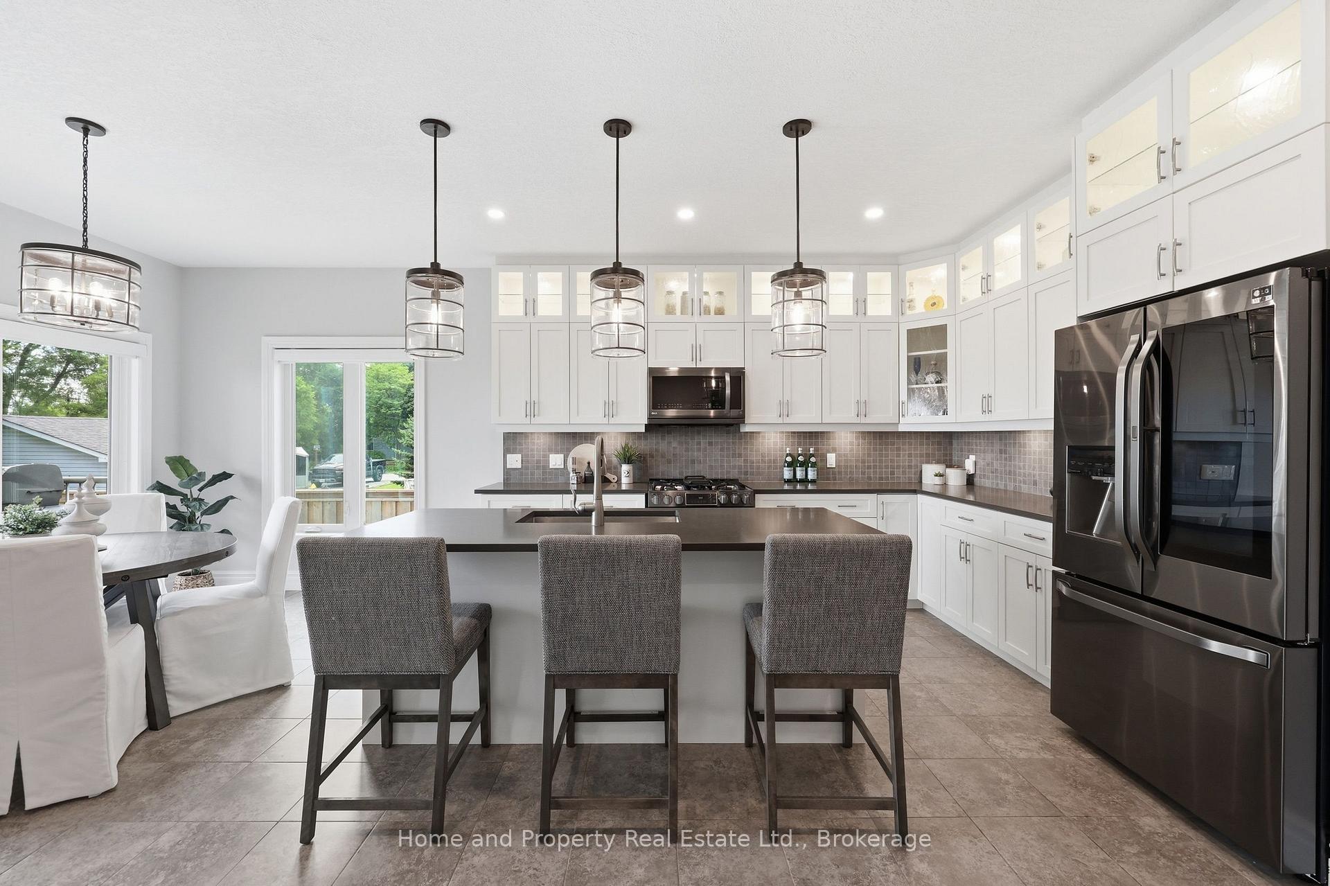 Photo 21 of 793 Beach Boulevard, Hamilton, Hamilton Beach — HOMEH