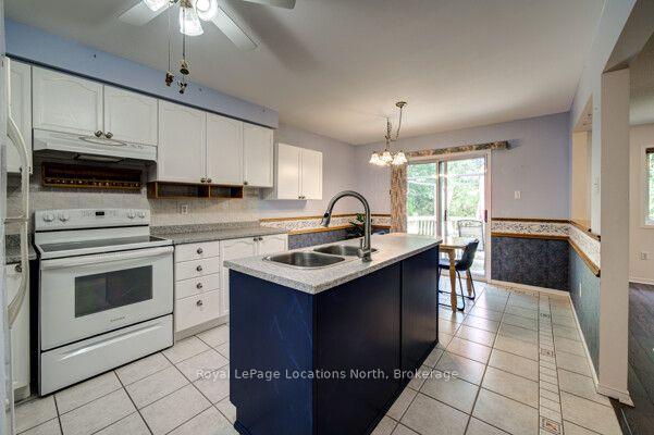 Photo 16 of 68 Acorn Crescent, Wasaga Beach — HOMEH