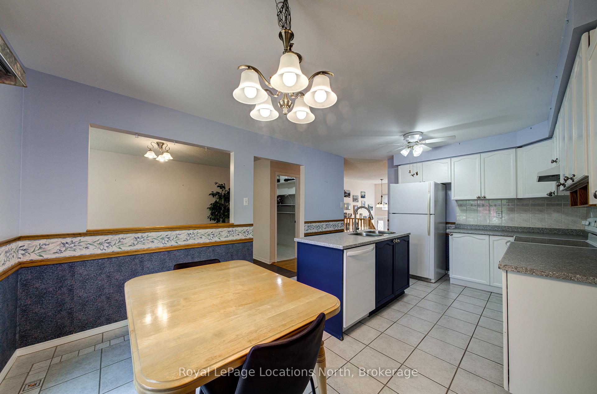Photo 23 of 68 Acorn Crescent, Wasaga Beach — HOMEH