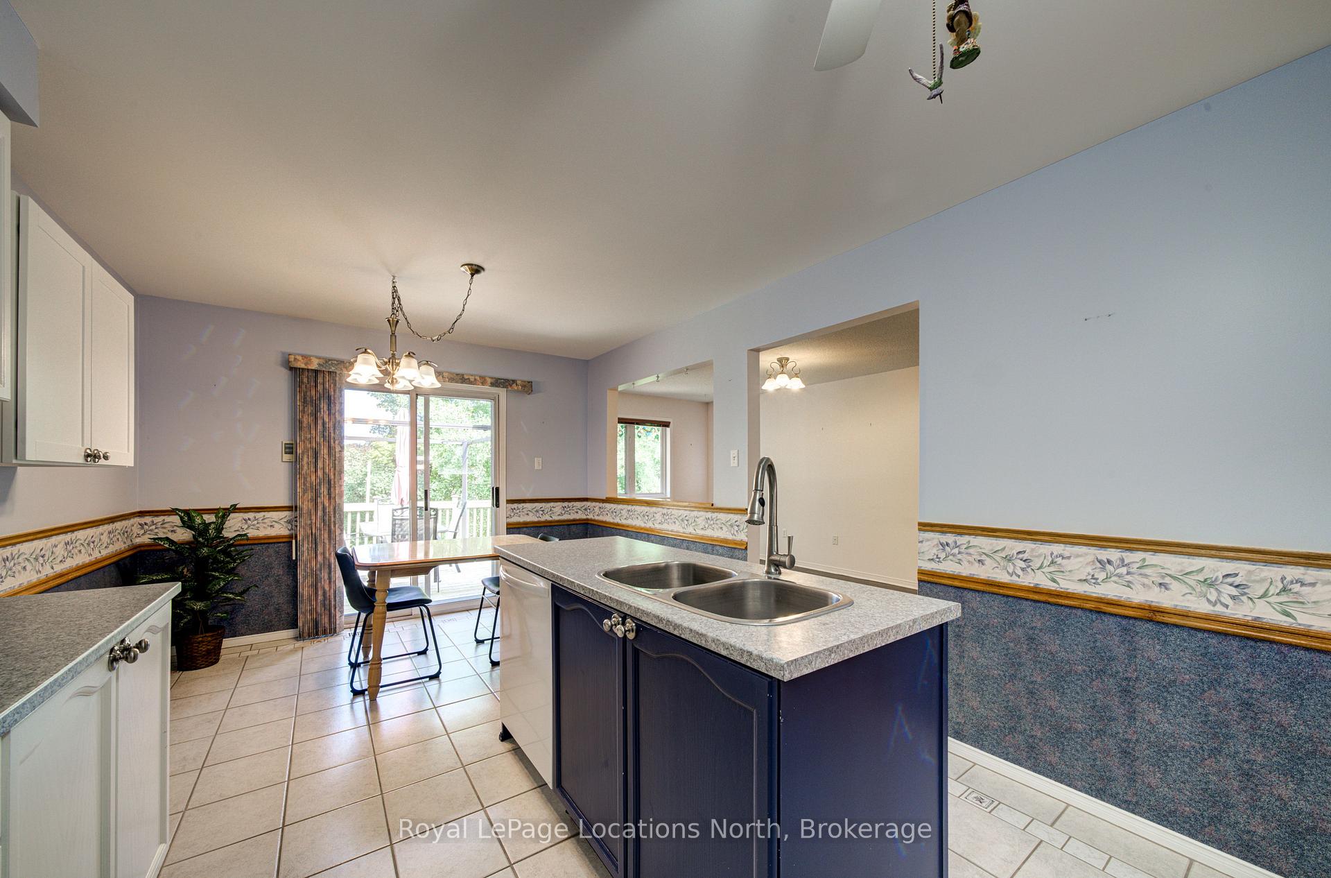 Photo 25 of 68 Acorn Crescent, Wasaga Beach — HOMEH