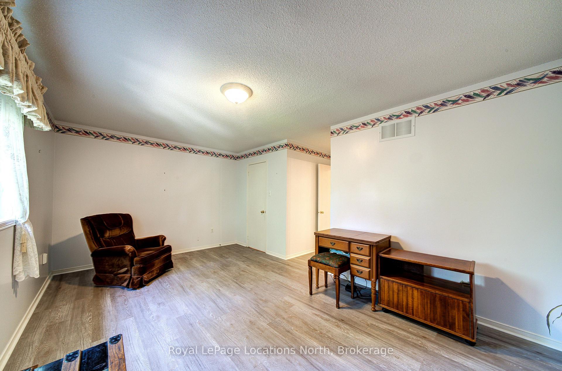 Photo 37 of 68 Acorn Crescent, Wasaga Beach — HOMEH