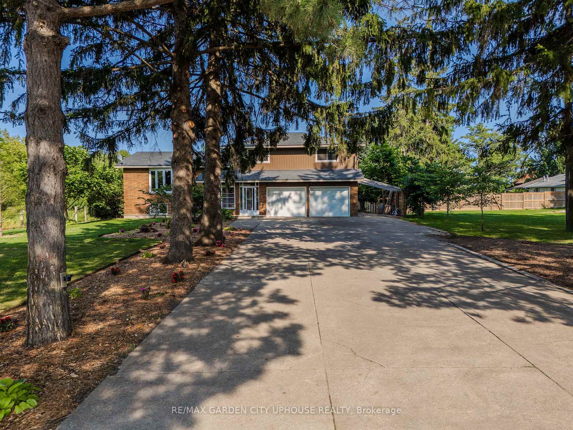 Photo 2 of 1365 Rice Road, Pelham, Fonthill — HOMEH