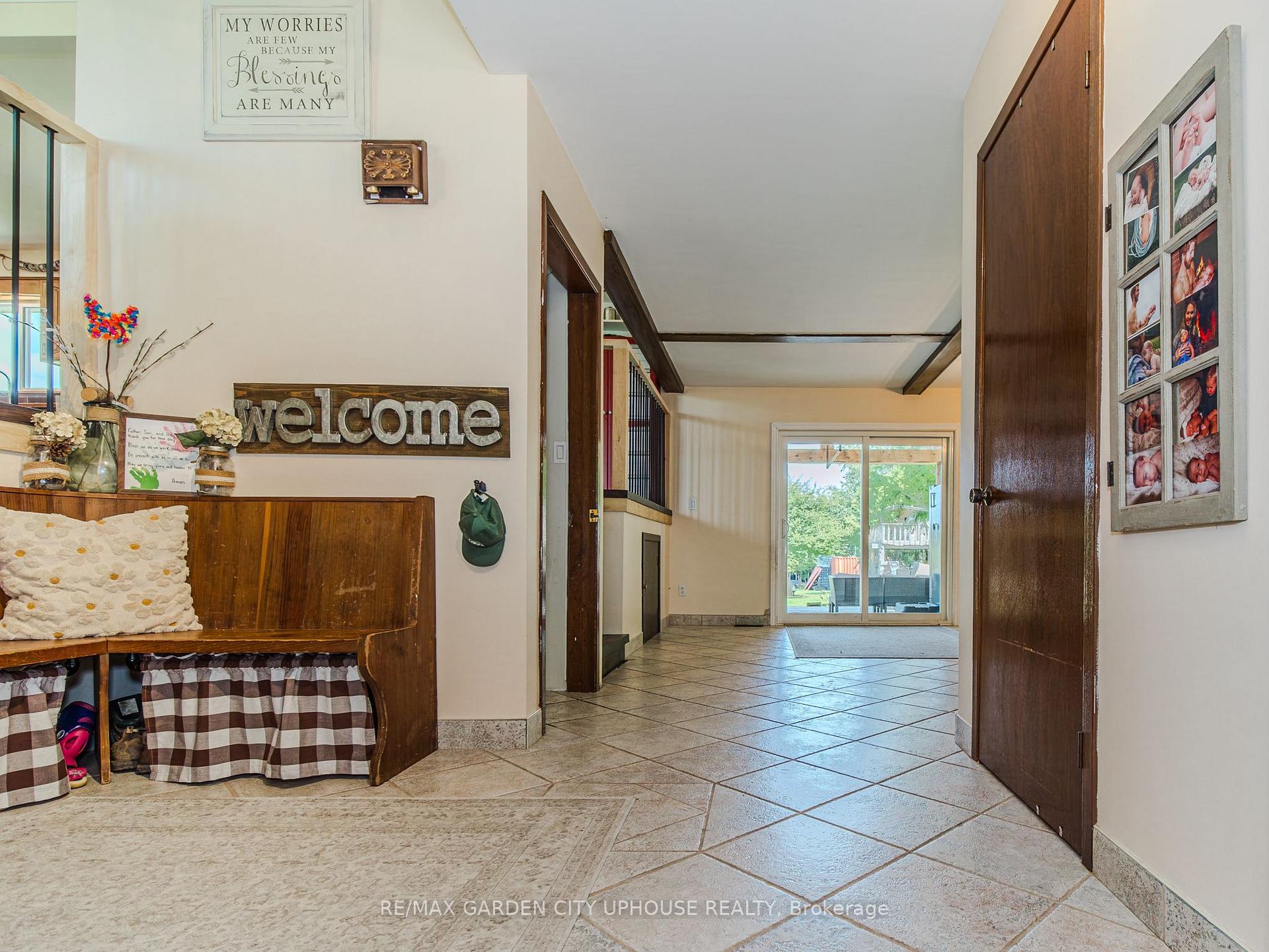 Photo 4 of 1365 Rice Road, Pelham, Fonthill — HOMEH