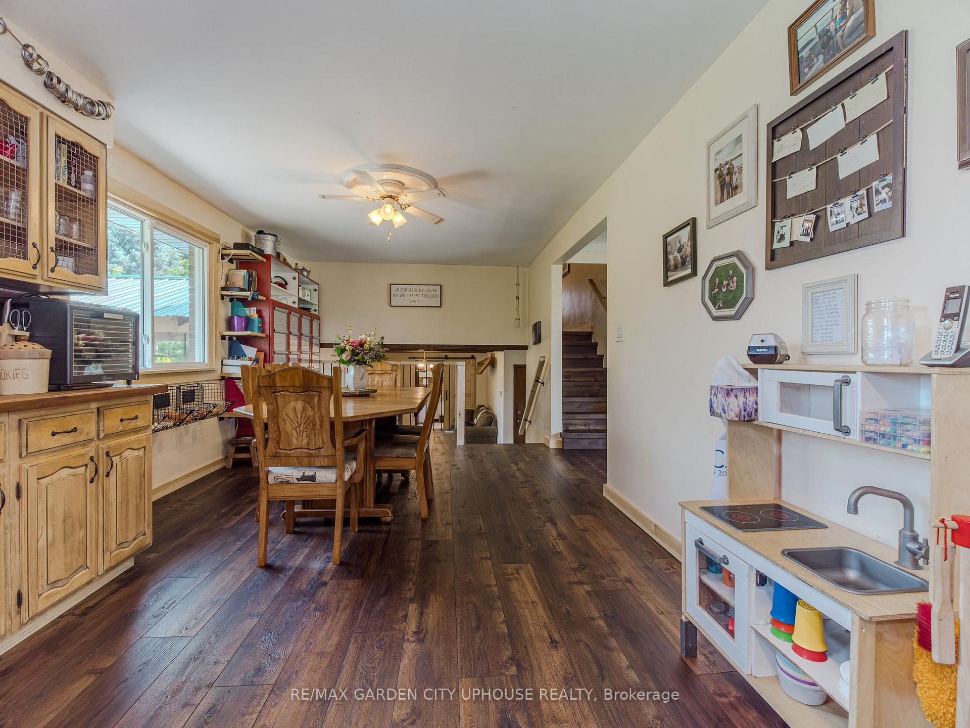 Photo 8 of 1365 Rice Road, Pelham, Fonthill — HOMEH