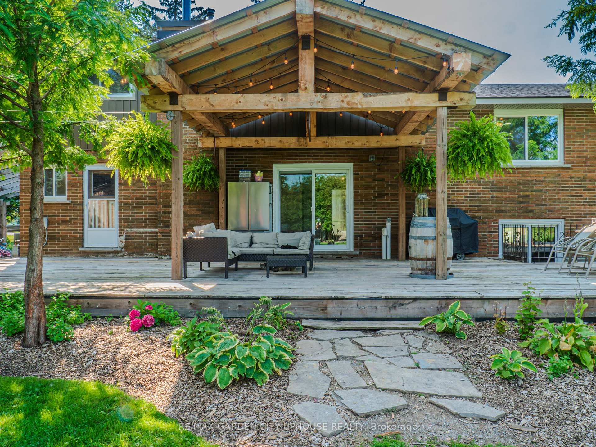 Photo 21 of 1365 Rice Road, Pelham, Fonthill — HOMEH