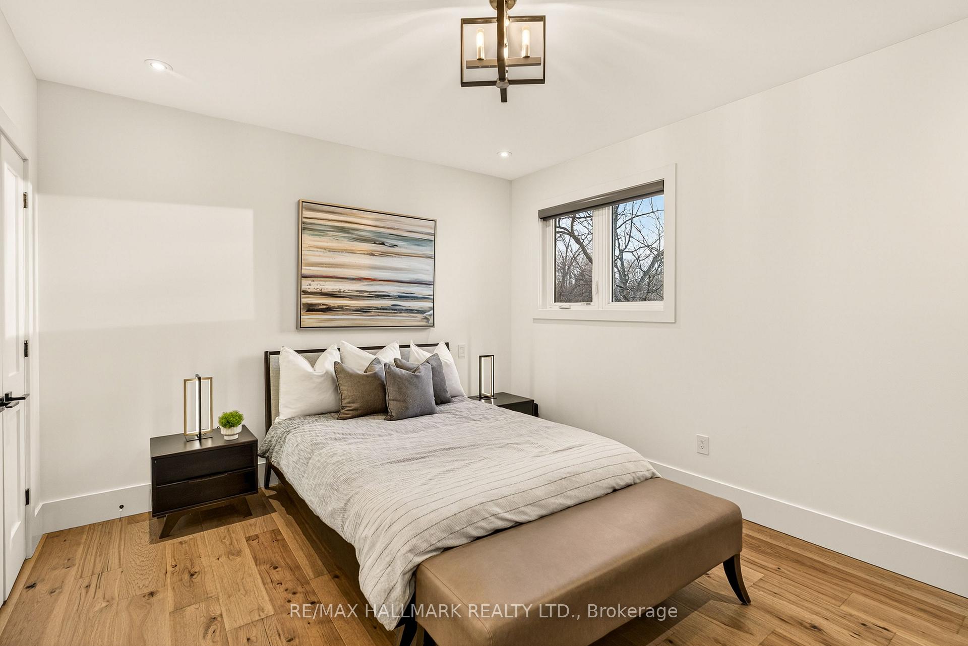 Photo 29 of 404 Cox Mill Road, Barrie, South Shore — HOMEH