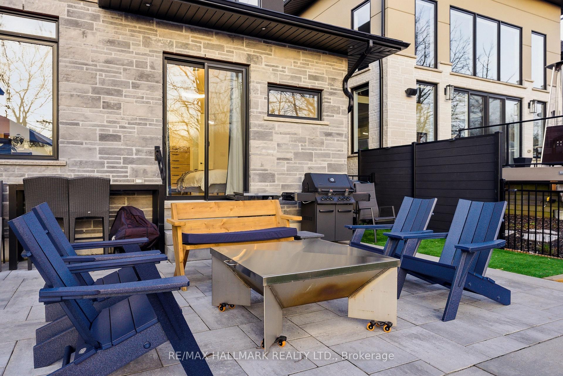 Photo 44 of 404 Cox Mill Road, Barrie, South Shore — HOMEH
