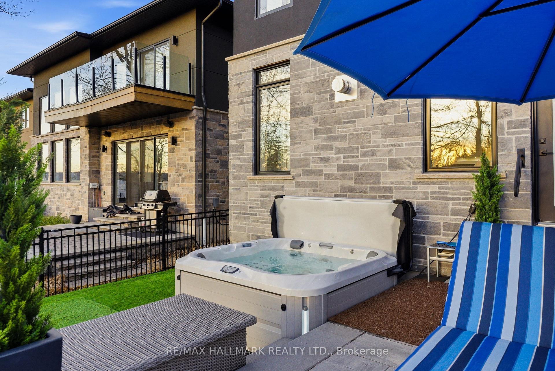 Photo 46 of 404 Cox Mill Road, Barrie, South Shore — HOMEH