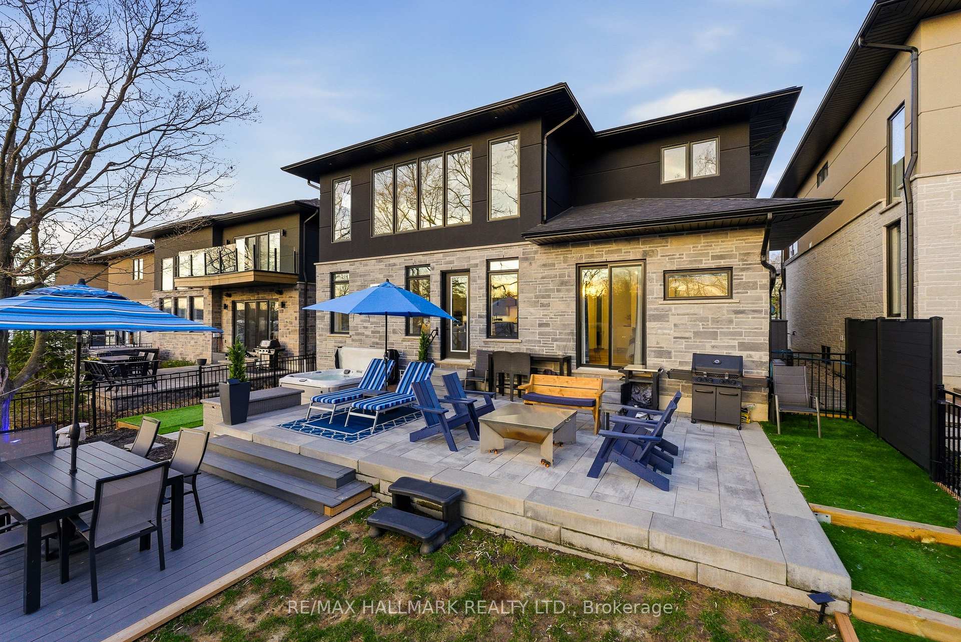 Photo 51 of 404 Cox Mill Road, Barrie, South Shore — HOMEH