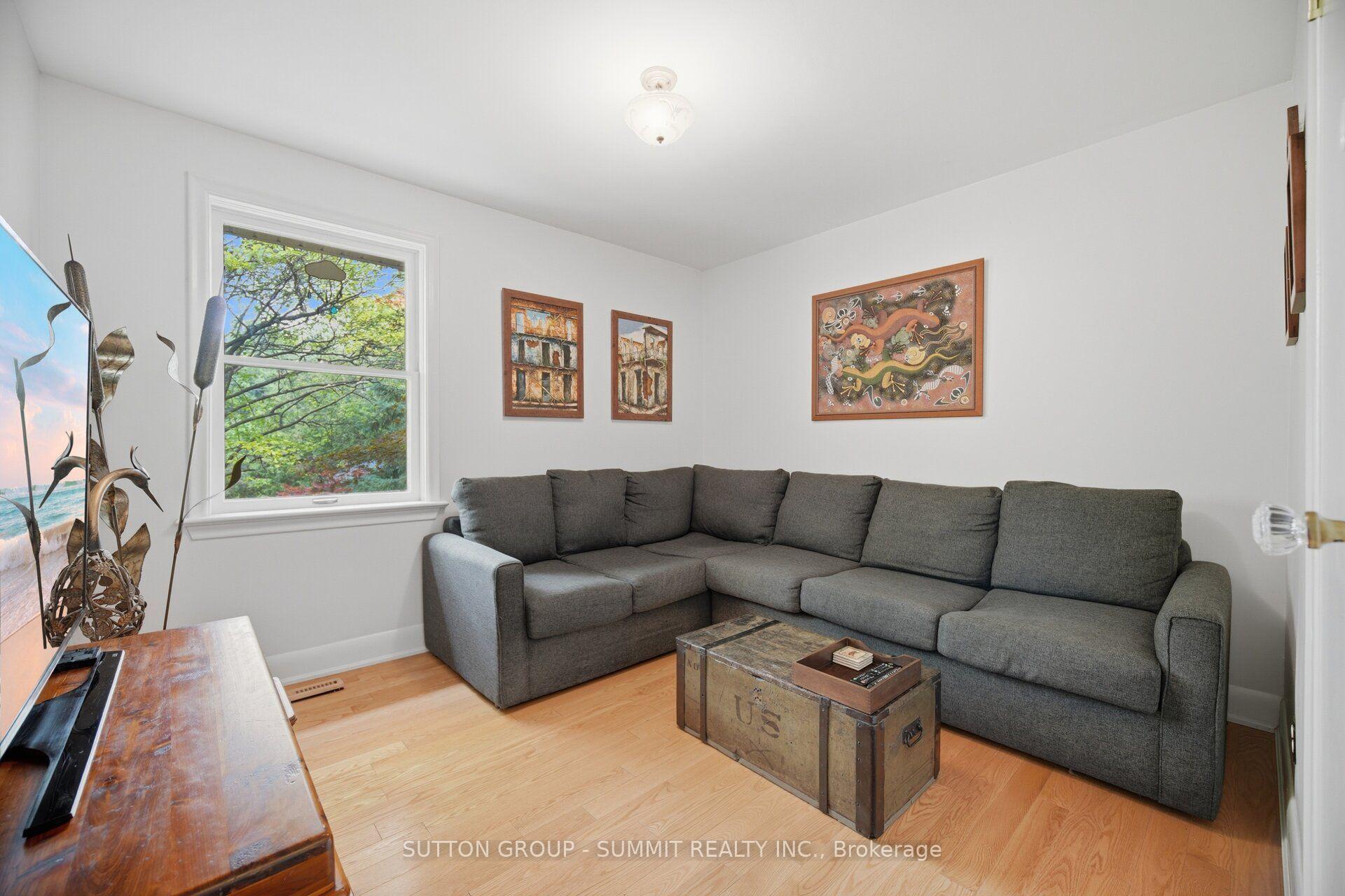 Photo 24 of 25 Arch Road, Mississauga, Streetsville — HOMEH