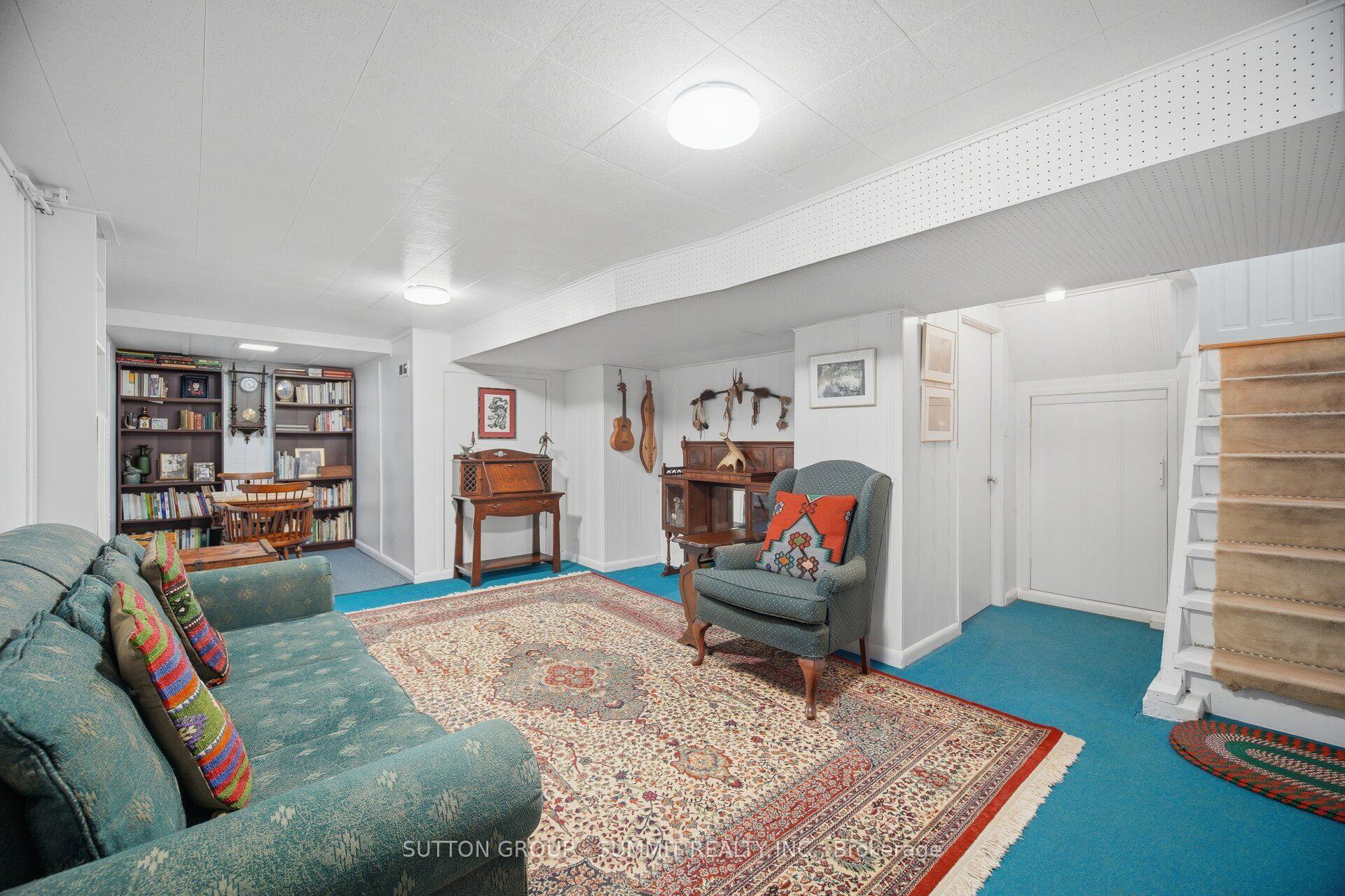 Photo 32 of 25 Arch Road, Mississauga, Streetsville — HOMEH