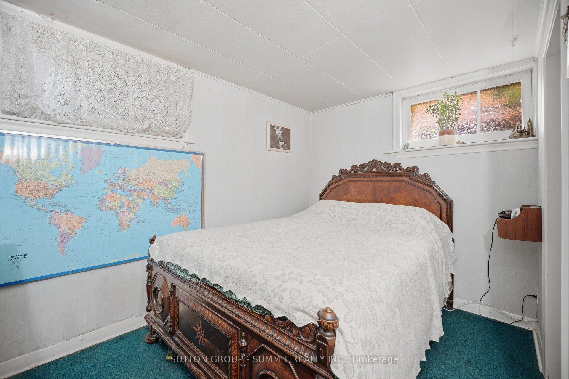 Photo 35 of 25 Arch Road, Mississauga, Streetsville — HOMEH