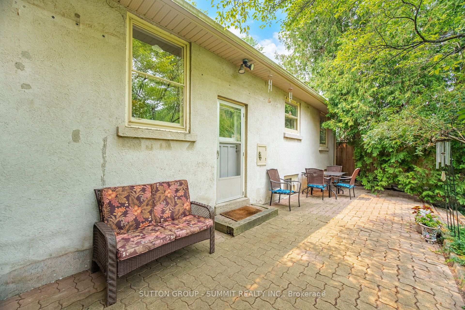 Photo 40 of 25 Arch Road, Mississauga, Streetsville — HOMEH