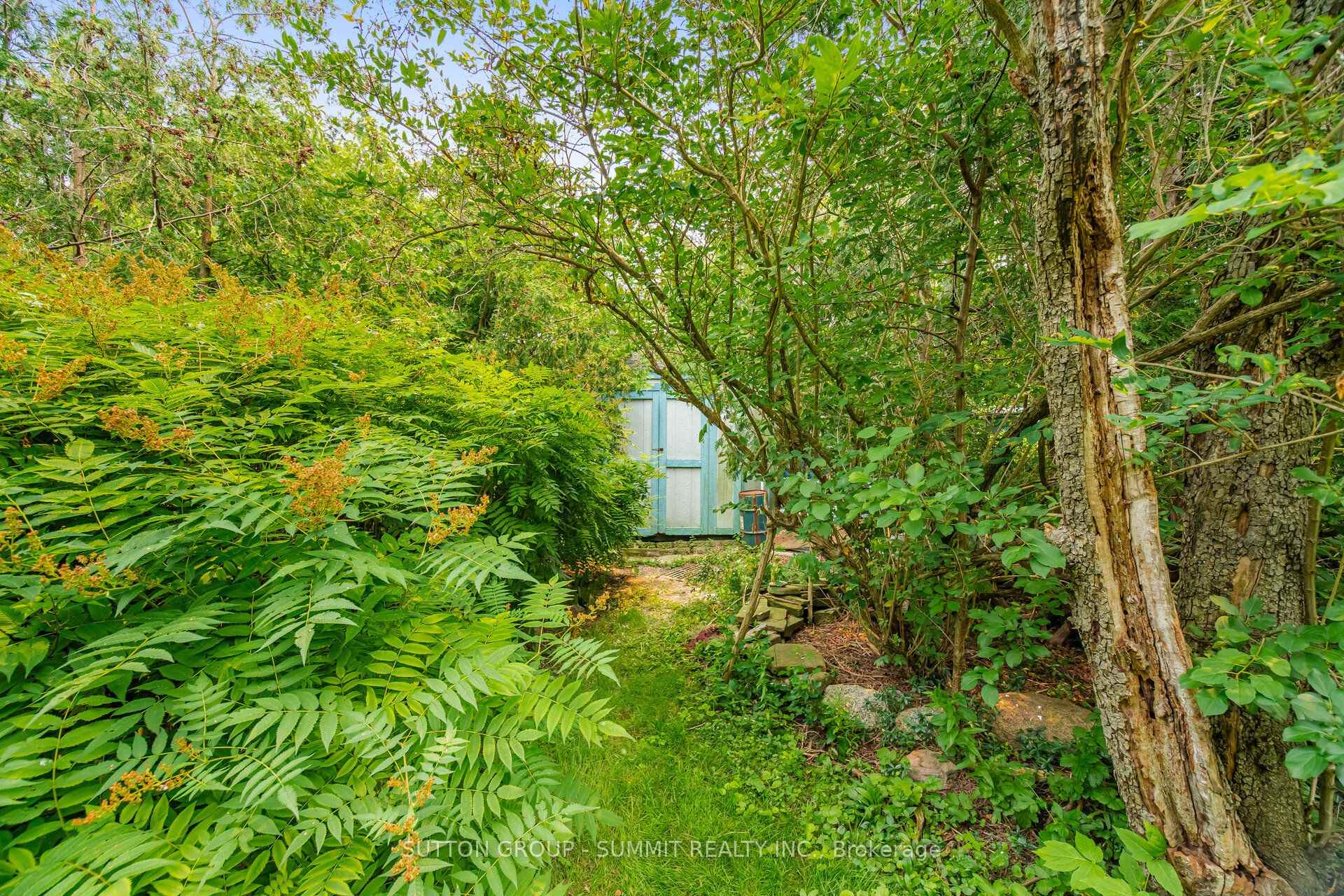 Photo 45 of 25 Arch Road, Mississauga, Streetsville — HOMEH