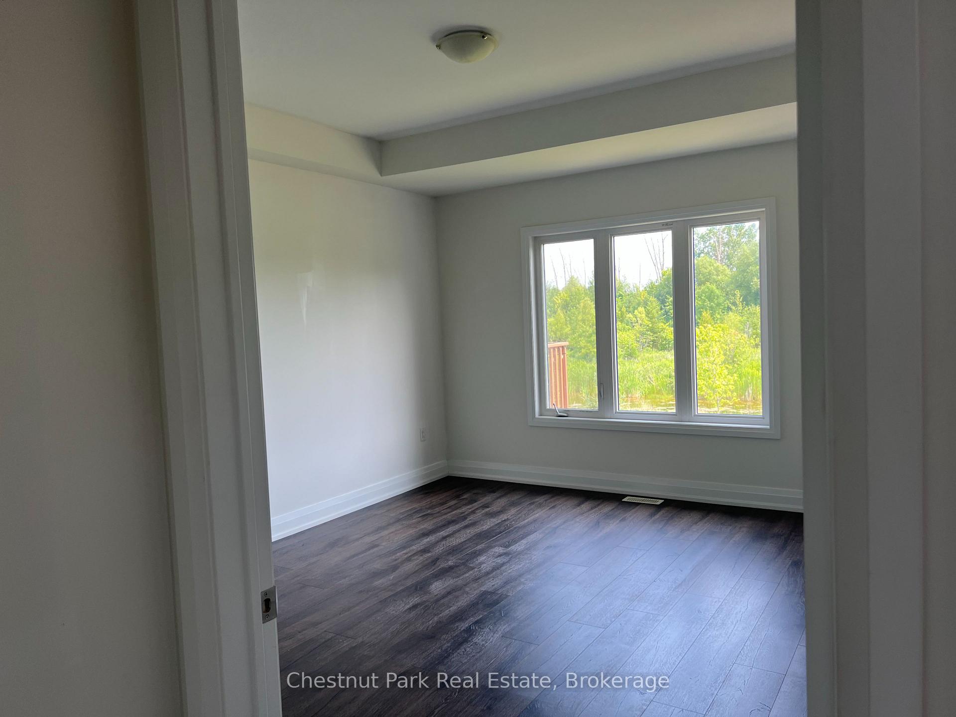 Photo 16 of 82 Kari Crescent, Collingwood — HOMEH