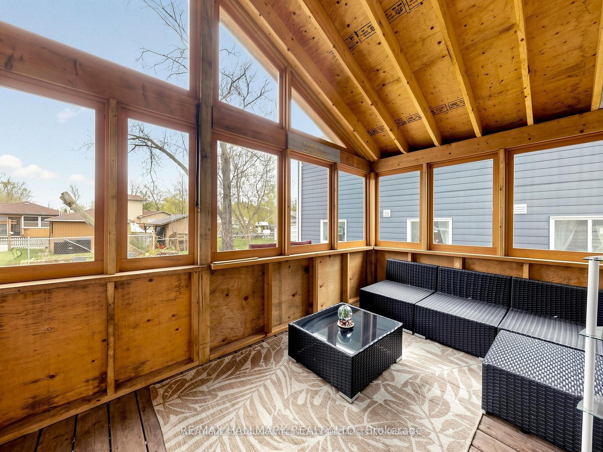 Photo 10 of 1053 Elm Road, Innisfil, Rural Innisfil — HOMEH