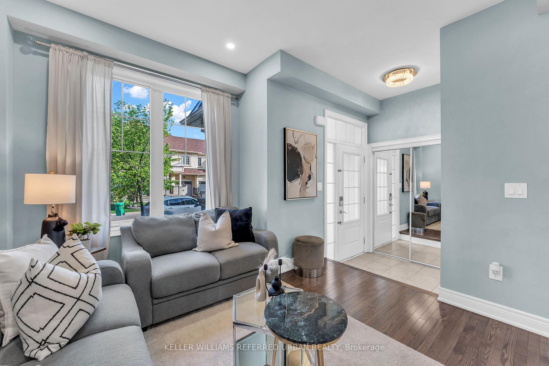 Photo 6 of 36 Ledger Point Crescent, Brampton, Sandringham-Wellington North — HOMEH