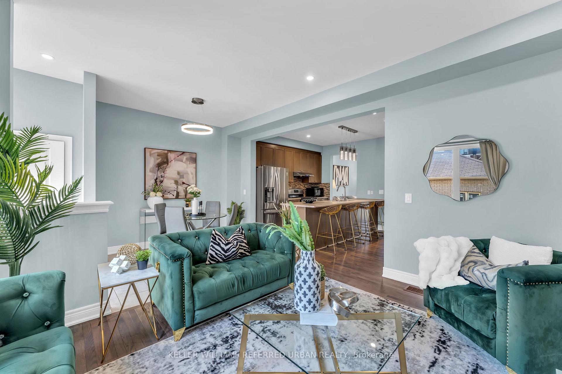 Photo 8 of 36 Ledger Point Crescent, Brampton, Sandringham-Wellington North — HOMEH