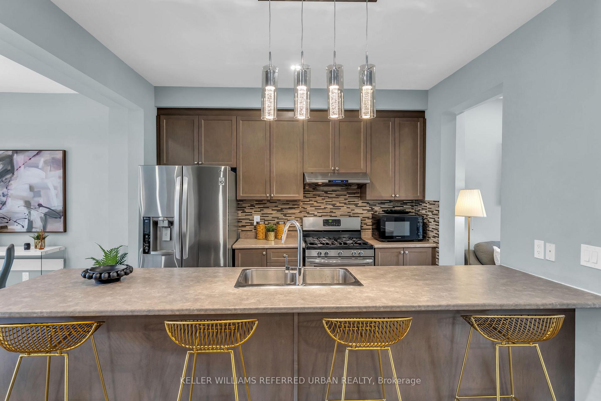 Photo 14 of 36 Ledger Point Crescent, Brampton, Sandringham-Wellington North — HOMEH
