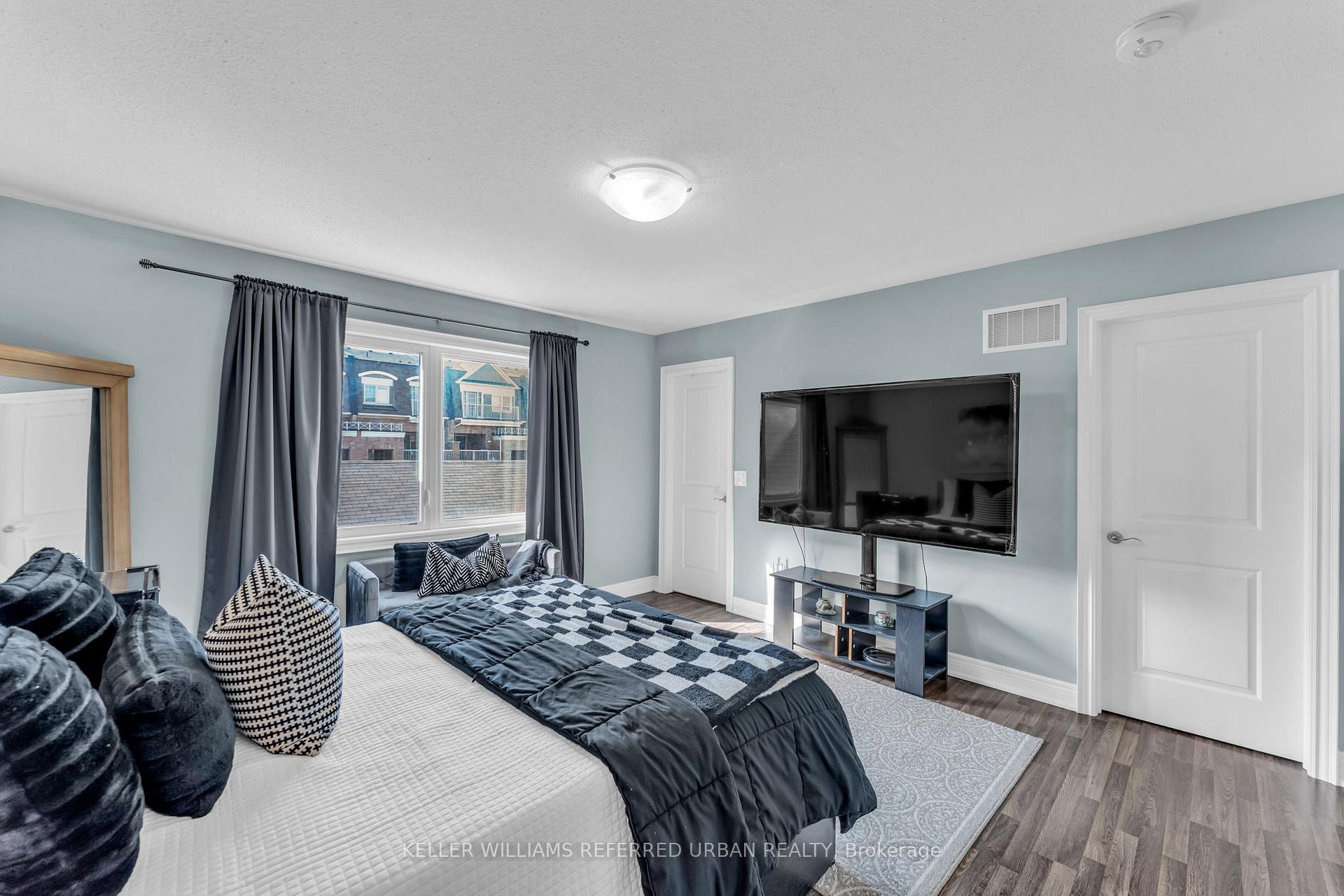 Photo 22 of 36 Ledger Point Crescent, Brampton, Sandringham-Wellington North — HOMEH