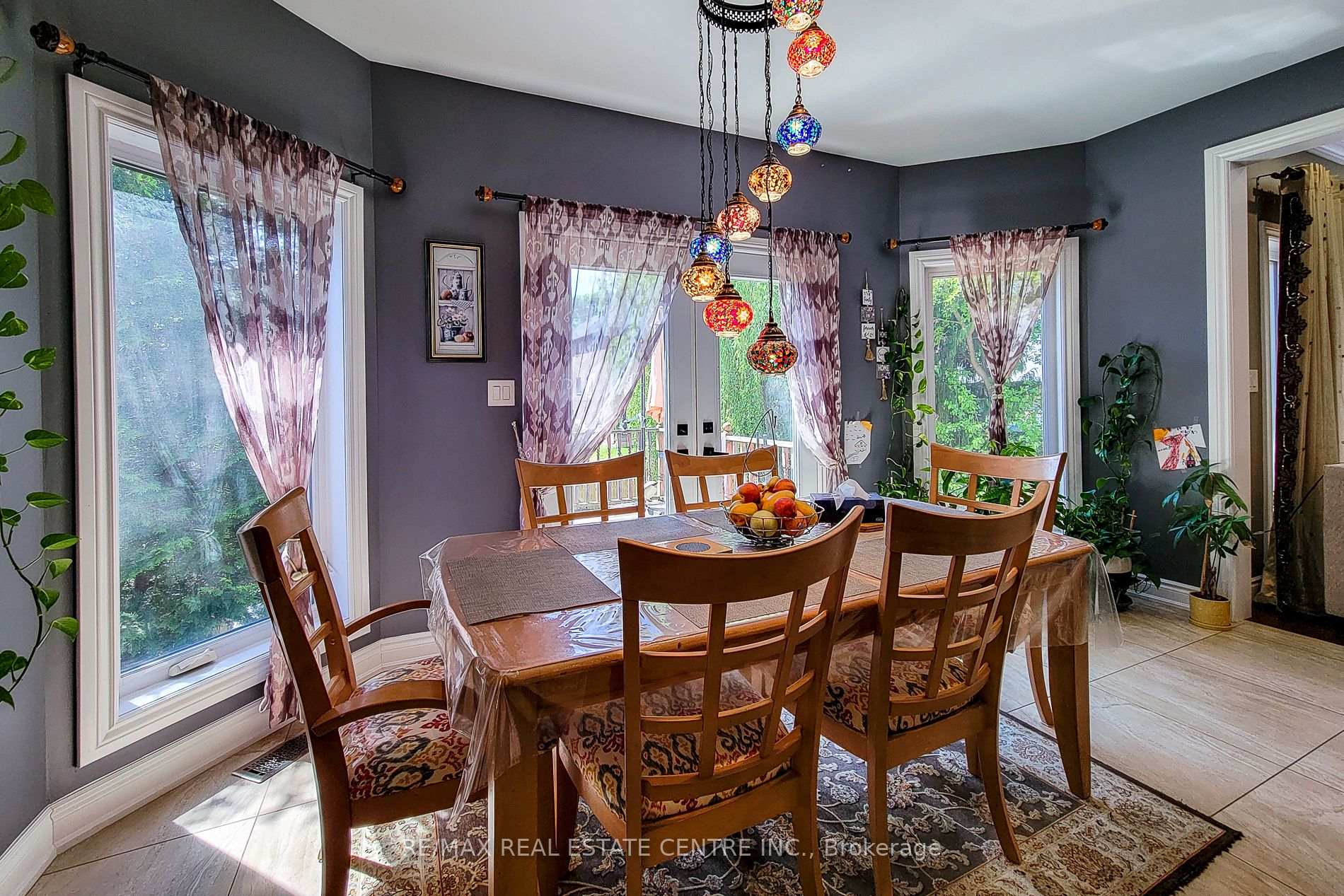 Photo 14 of 656 Highvalley Road, Hamilton, Ancaster — HOMEH