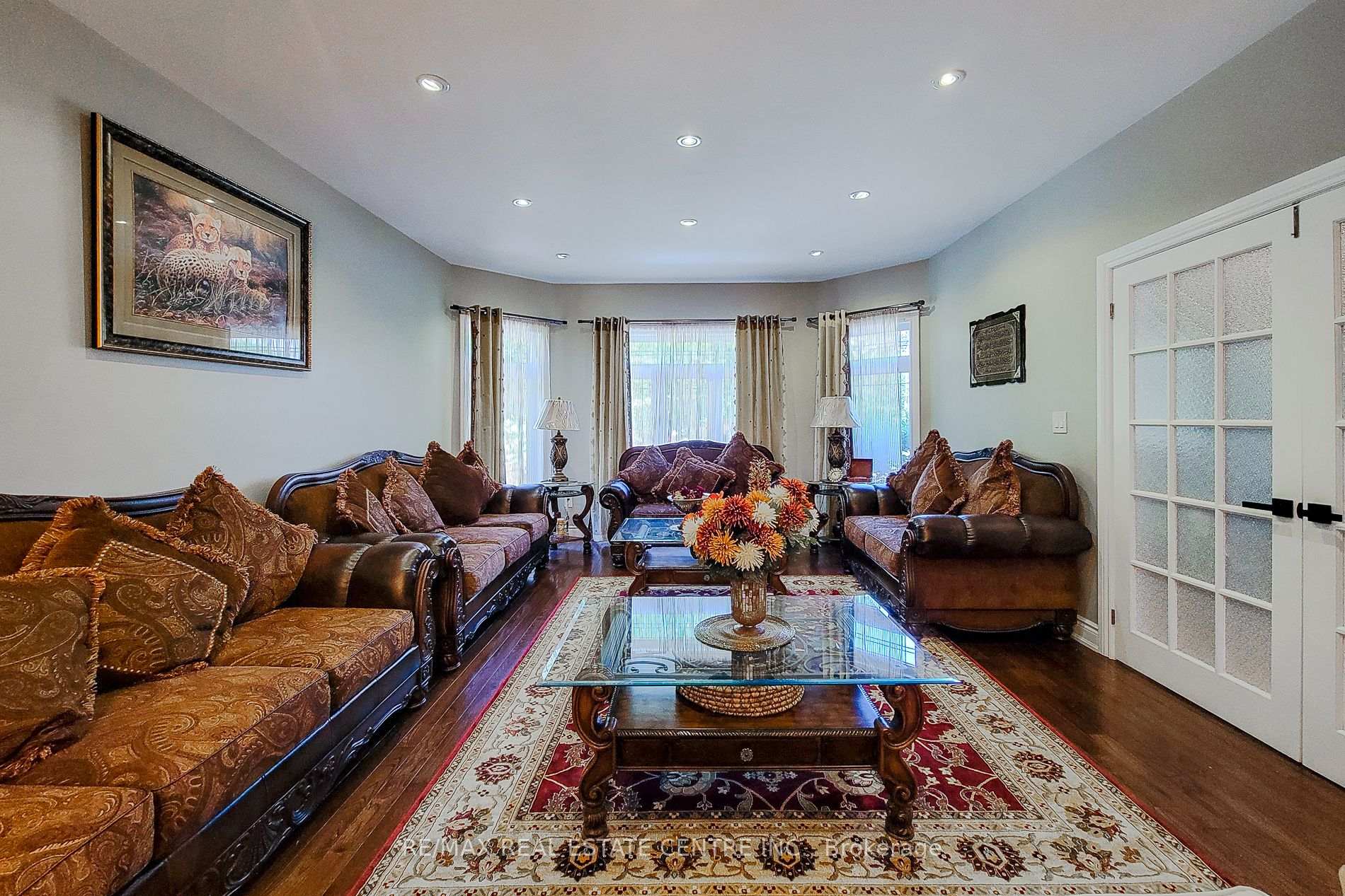 Photo 16 of 656 Highvalley Road, Hamilton, Ancaster — HOMEH