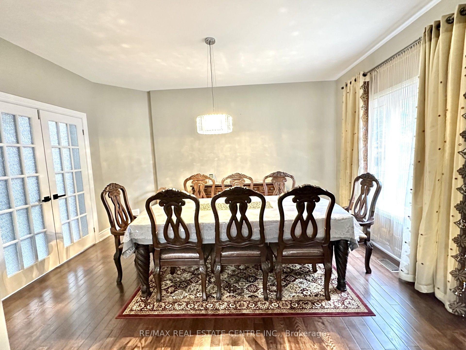 Photo 17 of 656 Highvalley Road, Hamilton, Ancaster — HOMEH