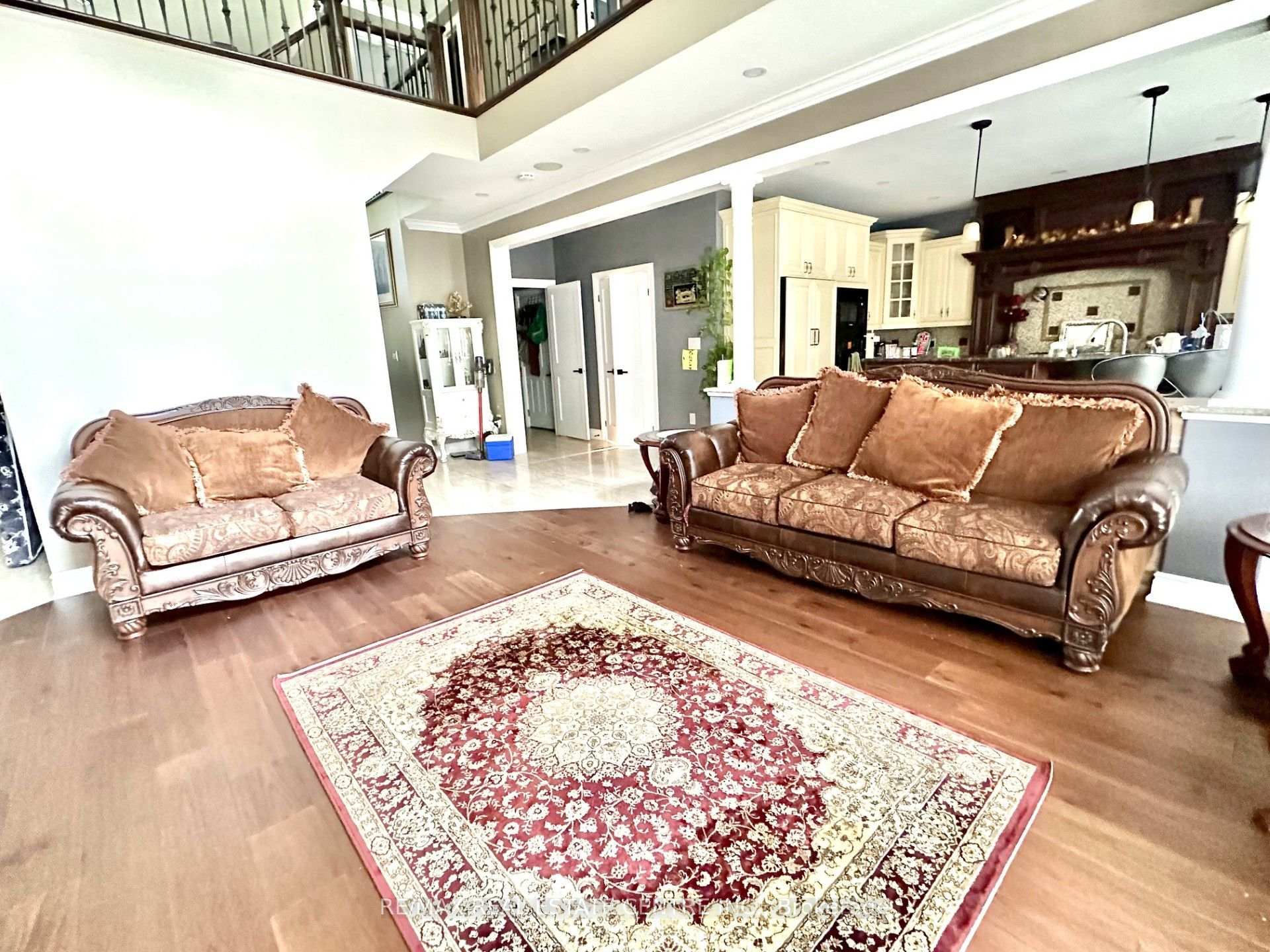 Photo 20 of 656 Highvalley Road, Hamilton, Ancaster — HOMEH