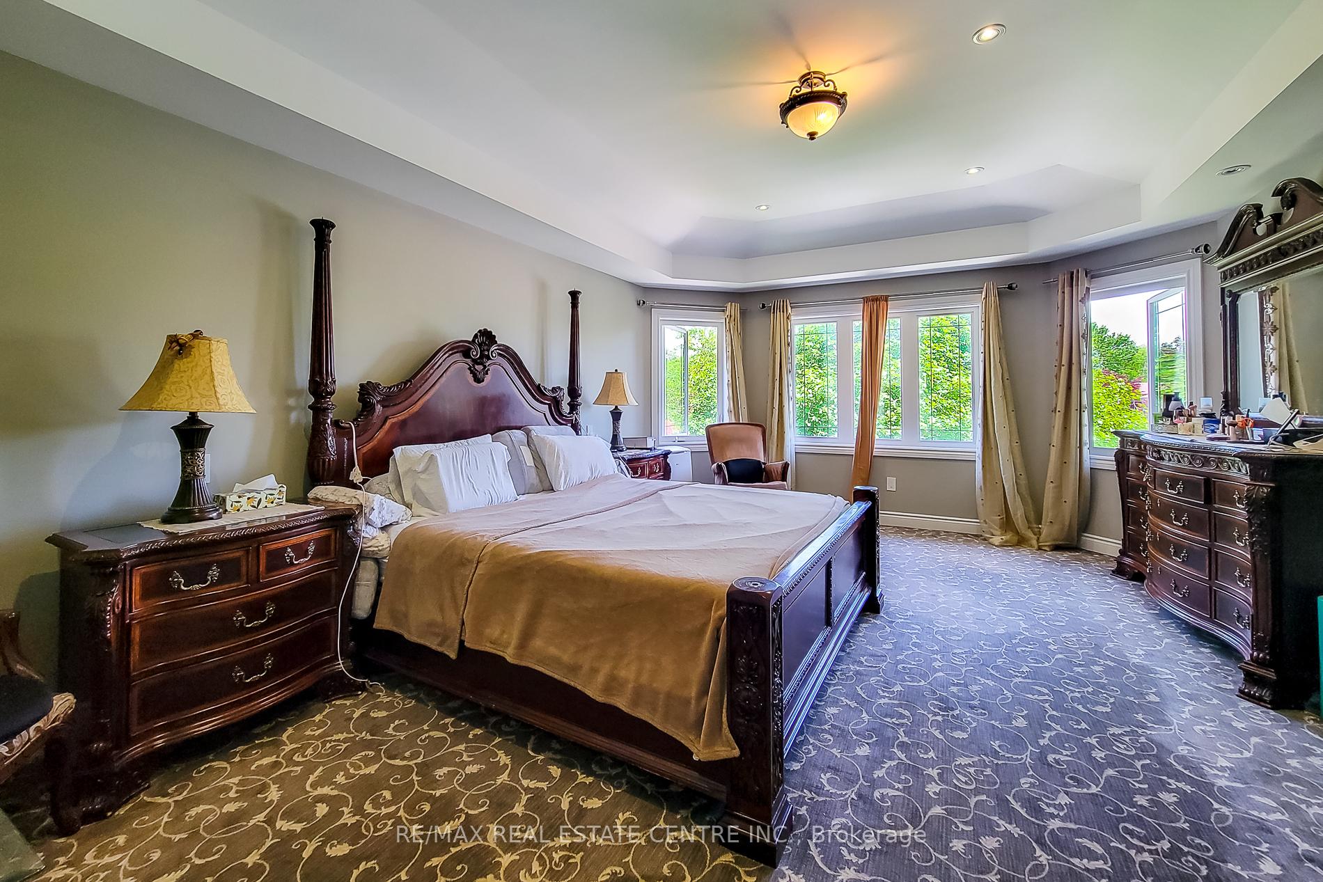 Photo 24 of 656 Highvalley Road, Hamilton, Ancaster — HOMEH