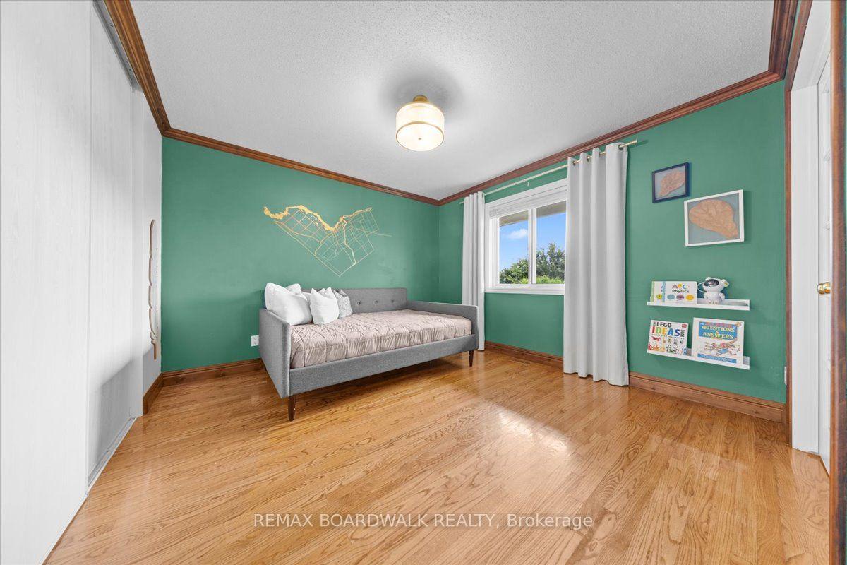 Photo 25 of 161 Castle Glen Crescent, Ottawa, Kanata - Glencairn/Hazeldean — HOMEH