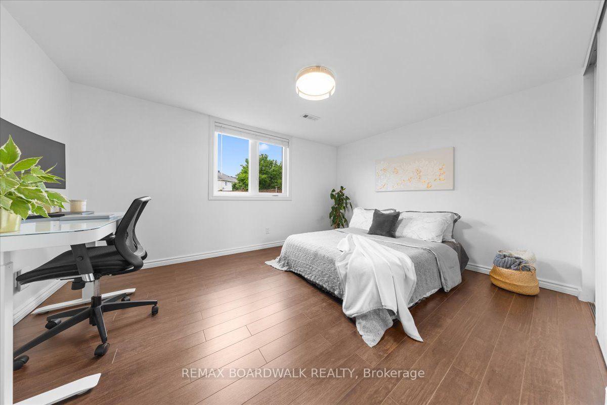Photo 33 of 161 Castle Glen Crescent, Ottawa, Kanata - Glencairn/Hazeldean — HOMEH