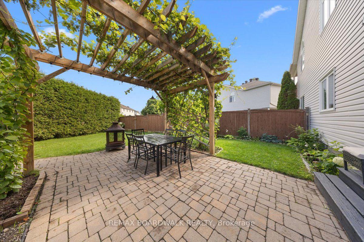 Photo 40 of 161 Castle Glen Crescent, Ottawa, Kanata - Glencairn/Hazeldean — HOMEH