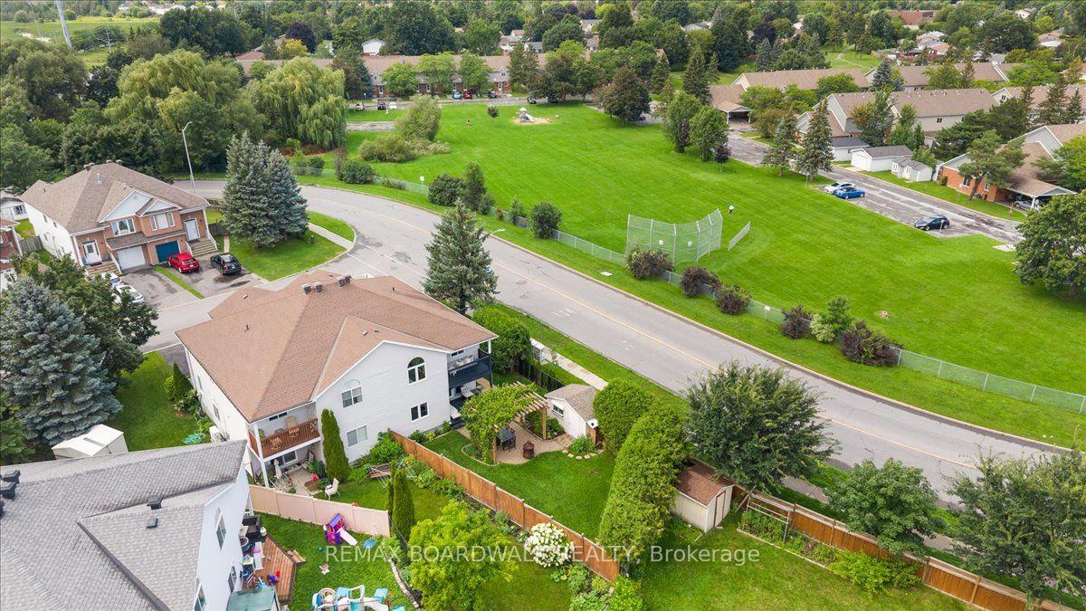 Photo 46 of 161 Castle Glen Crescent, Ottawa, Kanata - Glencairn/Hazeldean — HOMEH