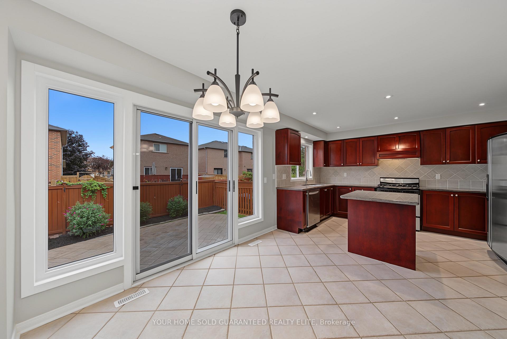 Photo 9 of 562 Delphine Drive, Burlington, Appleby — HOMEH