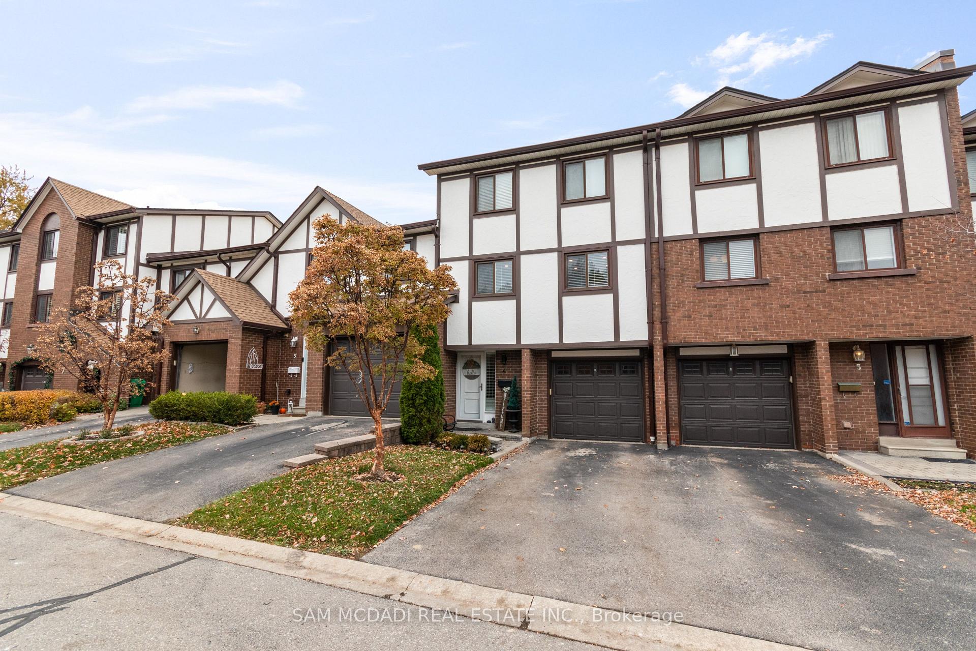 Photo 1 of Unit 4, 4230 Fieldgate Drive, Mississauga, Rathwood — HOMEH