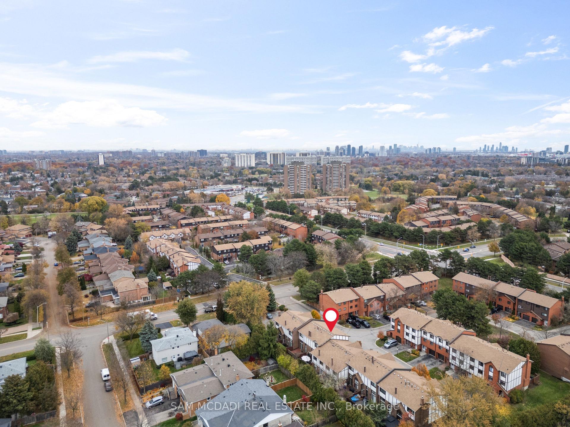 Photo 10 of Unit 4, 4230 Fieldgate Drive, Mississauga, Rathwood — HOMEH